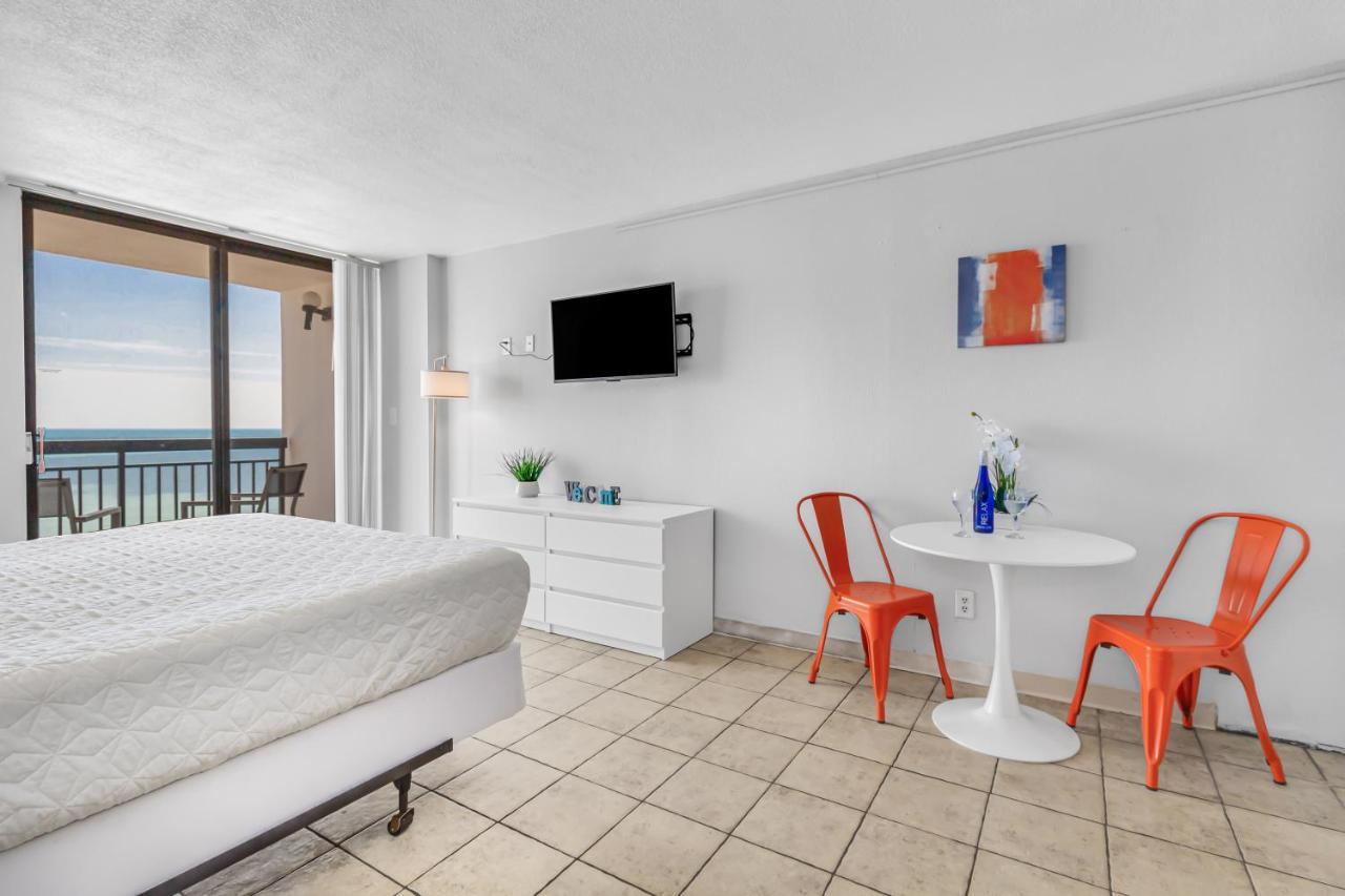 Beachfront Romantic Studio Escape W Perfect View 1212 Myrtle Beach Esterno foto