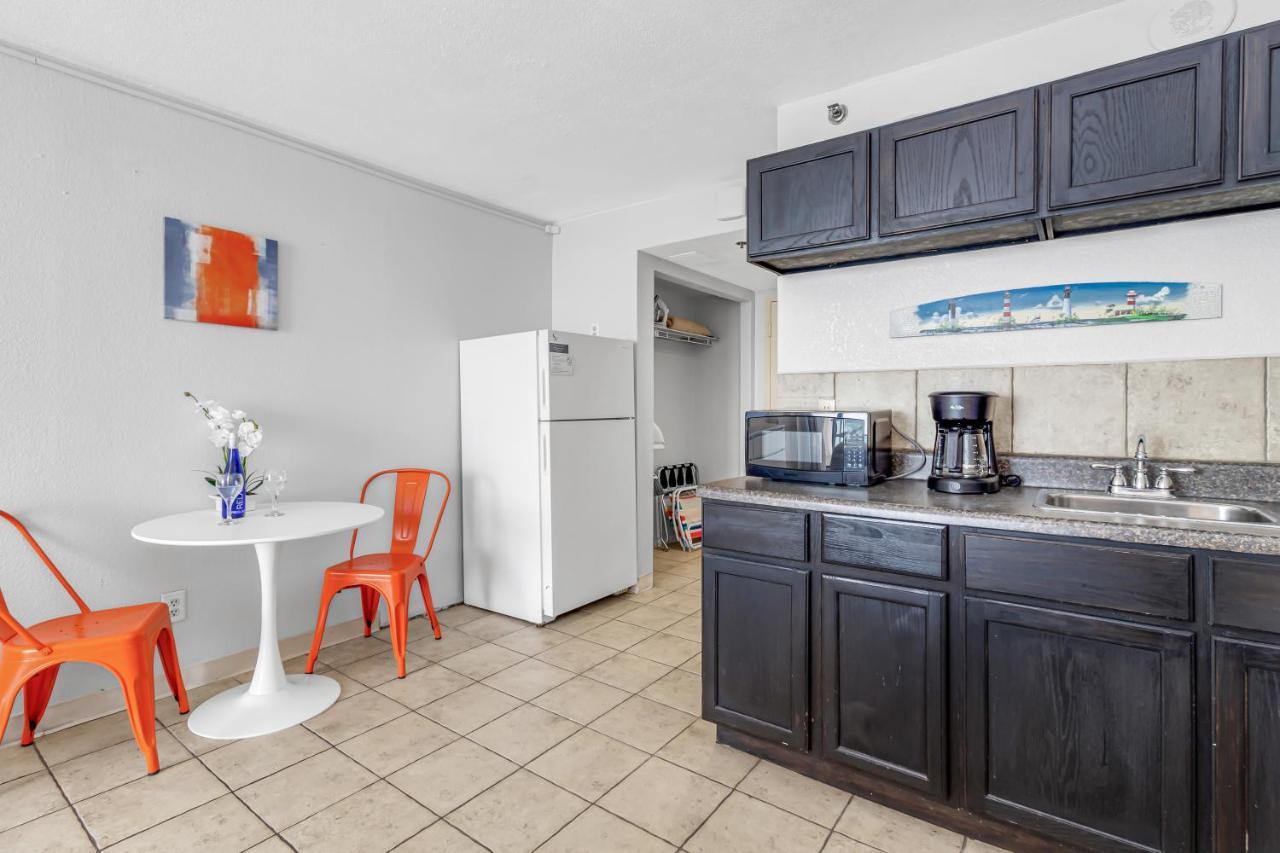 Beachfront Romantic Studio Escape W Perfect View 1212 Myrtle Beach Esterno foto